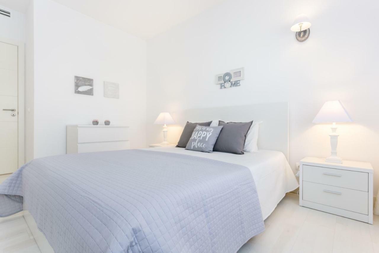 Litoral Mar Dream 17, Beach Front, Free Wi-Fi, Private Parking, Pool Portimão Esterno foto